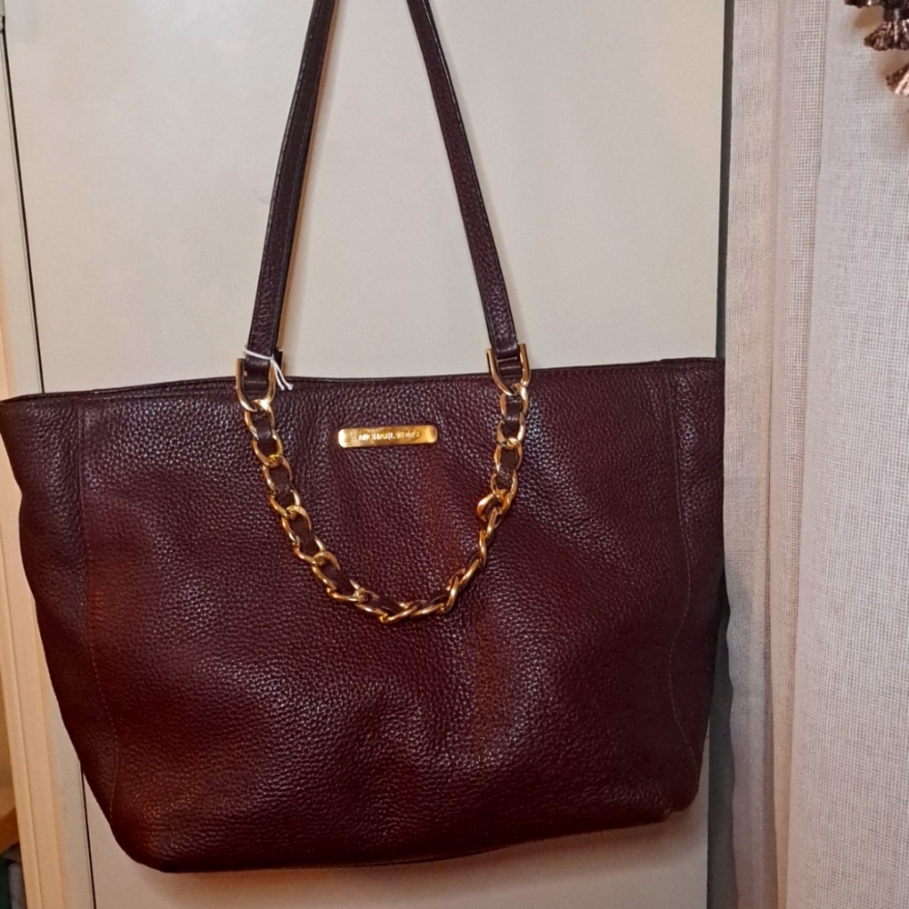 Michael Kors Burgundy/Merlot Pebble Leather Shoulder/Sat… - Picture 1 of 15
